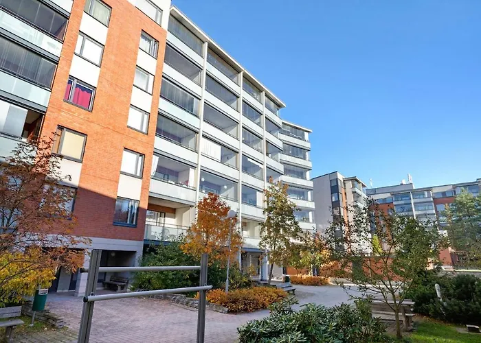 Modern Seaside - Metro & Market Nearby