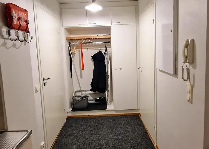 Modern Seaside - Metro & Market Nearby